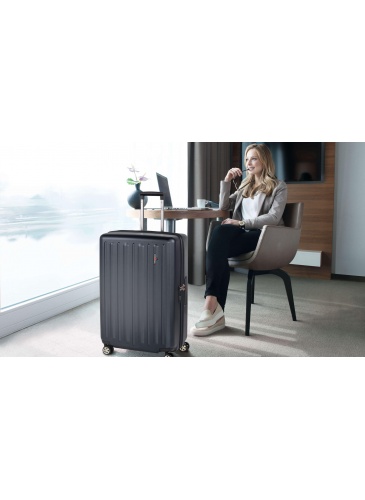 Lagaminas 66 cm HARDWARE PROFILE PLUS BLACK