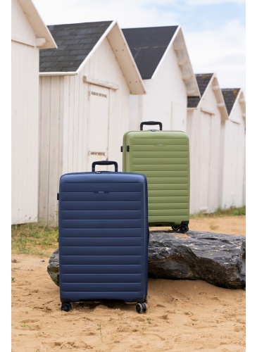 Koferis 68 cm JUMP STRIPER melns