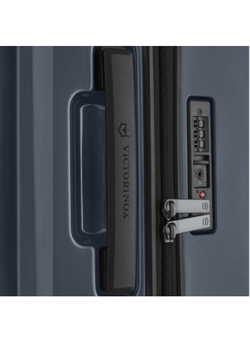 Lagaminas 69 cm VICTORINOX AIROX MEDIUM Tamsiai Mėlynas