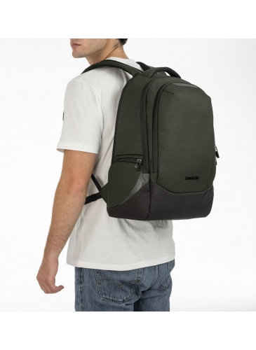 Mugursoma INVICTA MATE M 15.6'  MELNS