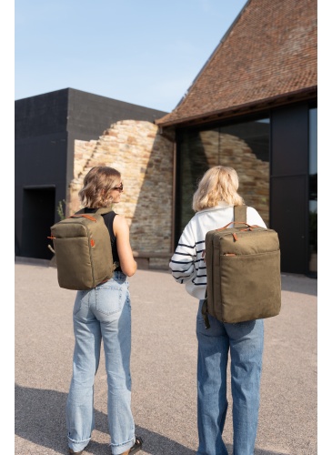 Mugursoma Jump UPPSALA SOFT 40x25x20 cm ( Ryanair ) Chocolate